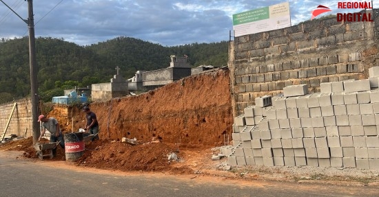 Muro do Cemit?rio do Ba? ser? conclu?do antes do Dia de Finados